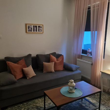 Privates, Gemuetliches Appartement Нойс Екстер'єр фото